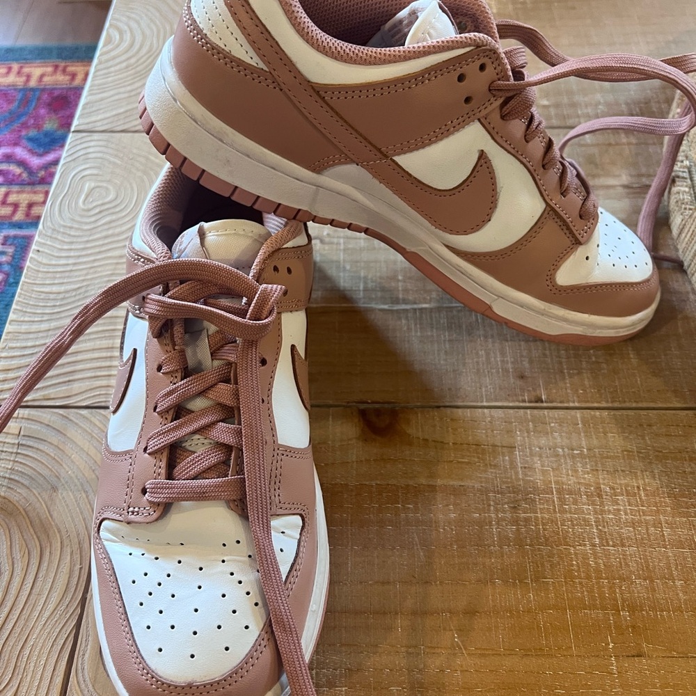 Nike Women's Sneakers in White and Dusty Rose - Picture 2 of 3